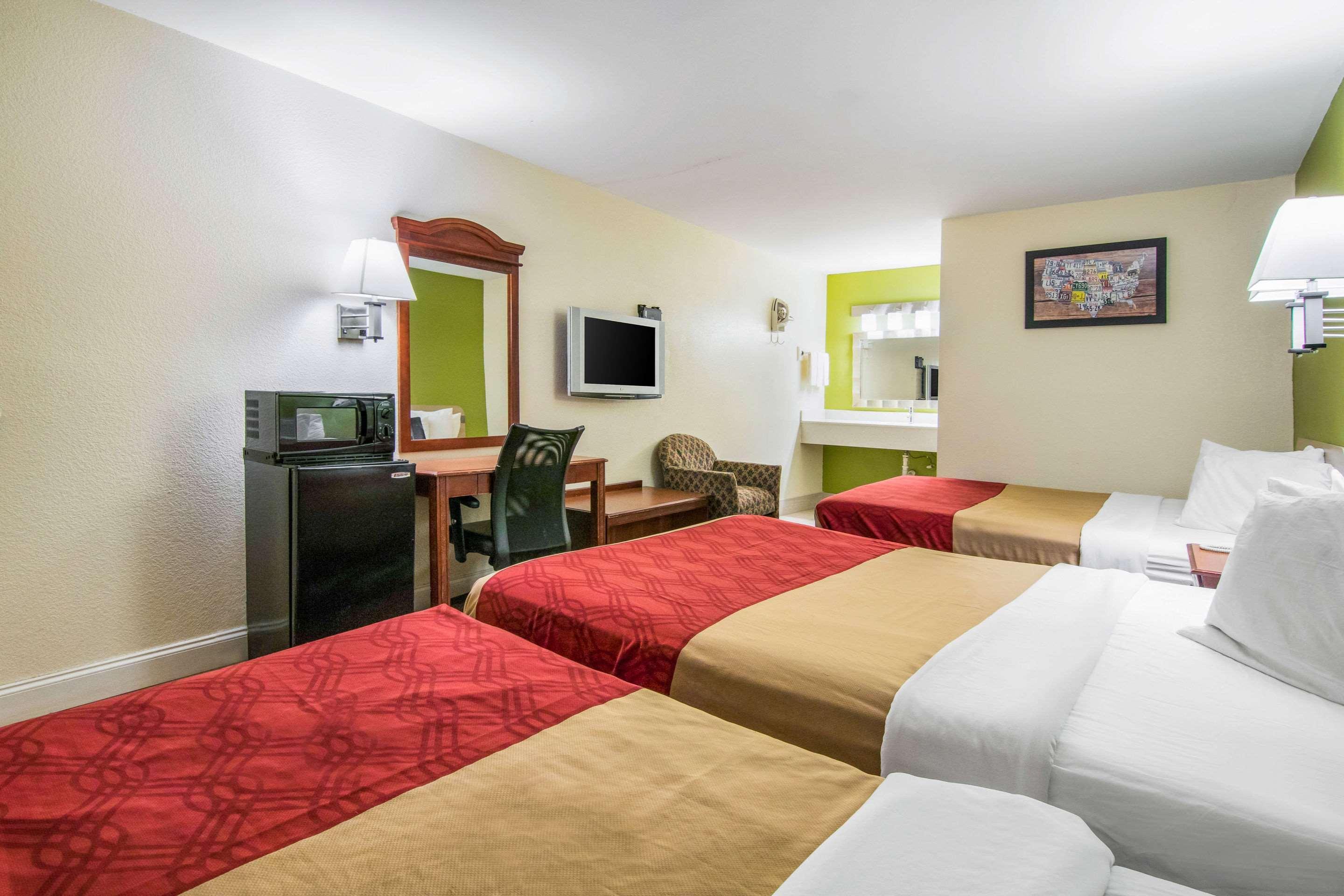 Econo Lodge Atlanta Airport East Forest Park Exterior foto